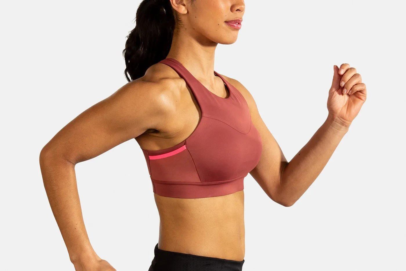 W Brooks Drive 3 Pocket Run Bra